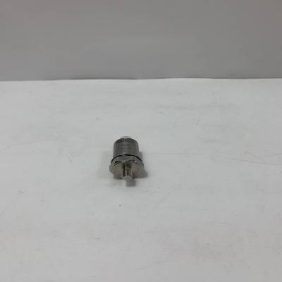 330105-02-12-05-02-05